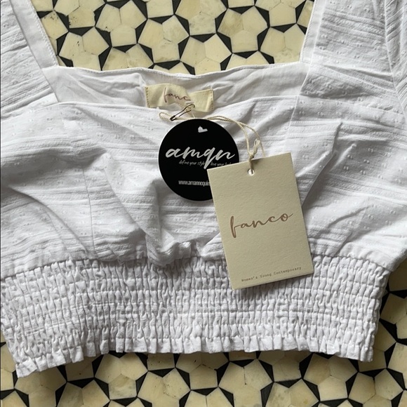 White Cotton Crop Top brand New - Picture 2 of 4